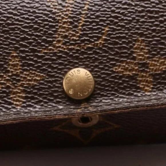 LOUIS VUITTON Vintage Monogram Coated Canvas 6 Key Multicles Holder - Picture 3 of 7